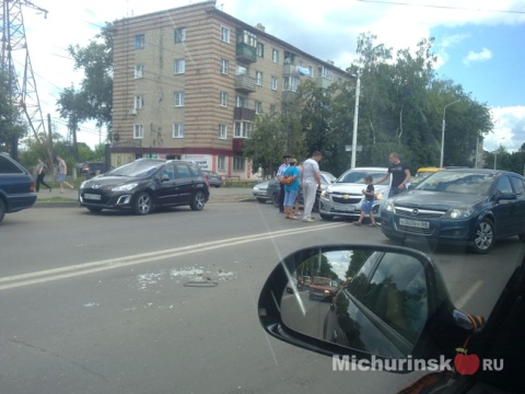 ДТП Шевроле Круз и 2110 на Липецком. Фото 1
